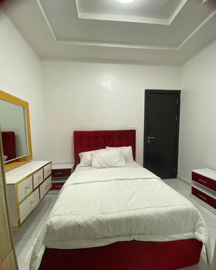 Urban Retreat Luxury Shortlet Apartment Lekki Ajah Lagos With Pool And Gym Екстер'єр фото